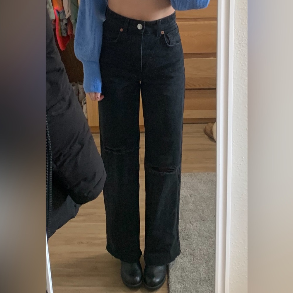 Black Zara straight leg high rise jeans